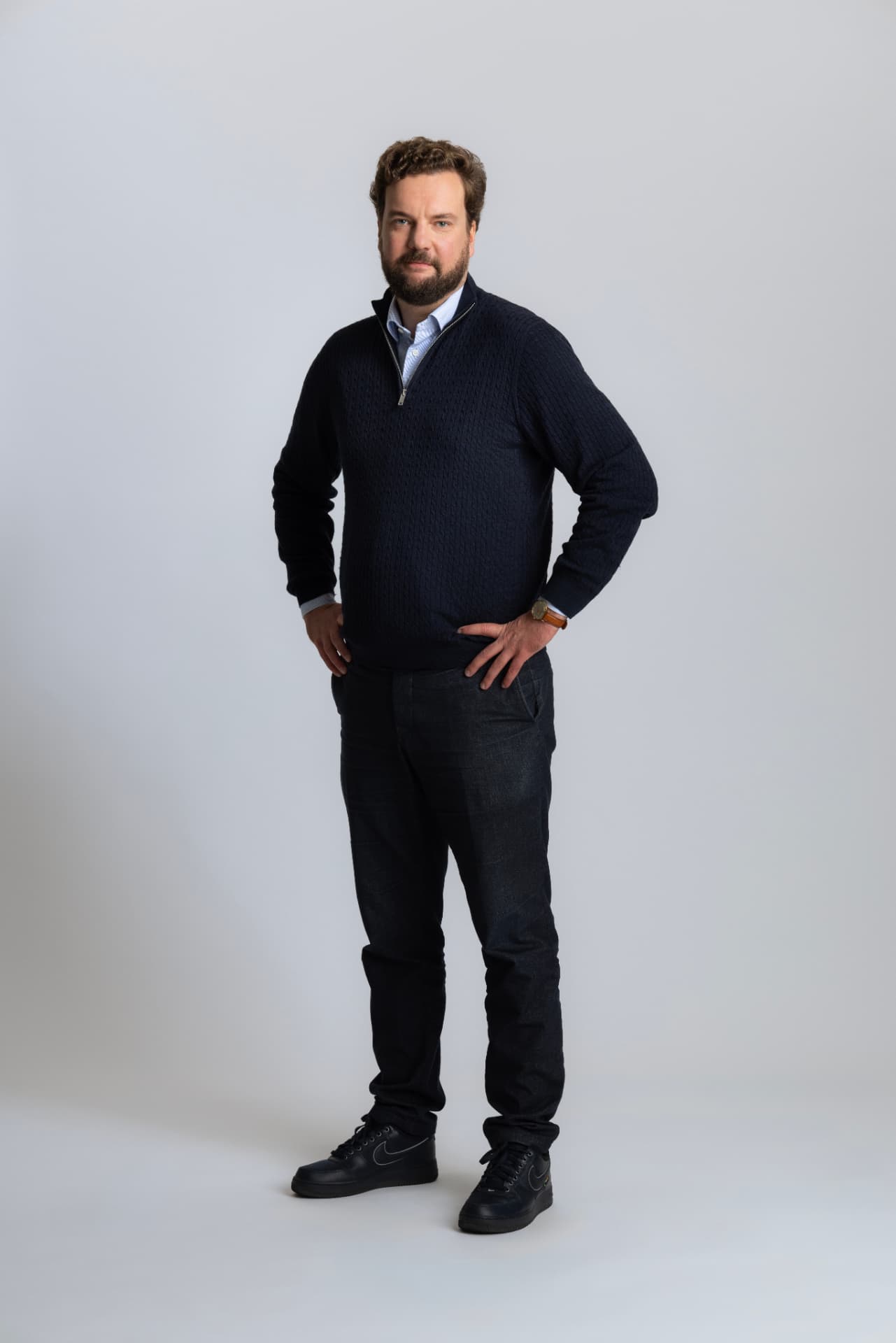 Studioporträtt av Alexander Lång